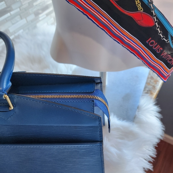 Louis Vuitton Epi Riviera Bag 💯Authentic - Picture 9 of 11